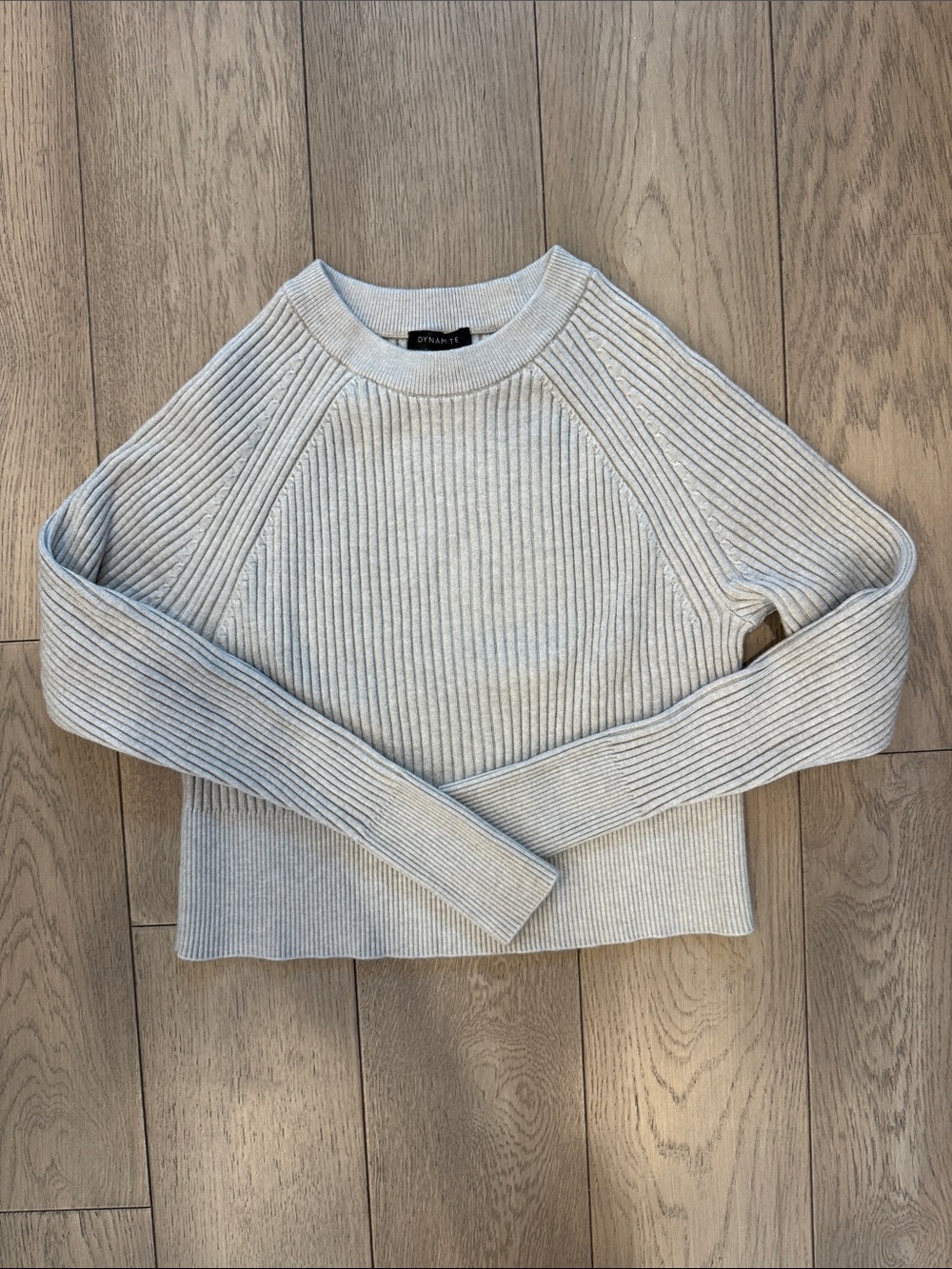 Dynamite Wilfred Light Gray Ribbed Cropped Crewneck Sweater